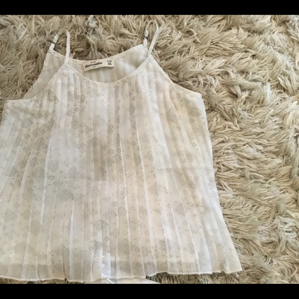 Abercrombie pleated shirt. Size 8-10